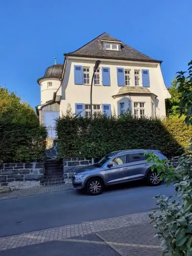 Villa Meschede mit Garten in Meschede, Deutschland