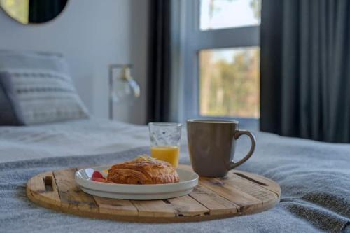 O Vitre Spa - Relax with St-Lawrence Views in Saint-Joseph-De-La-Rive (QC)