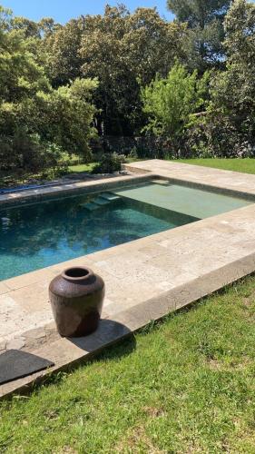 Villa Nimes chambre d'hôte Golf Nîmes Vacquerolles