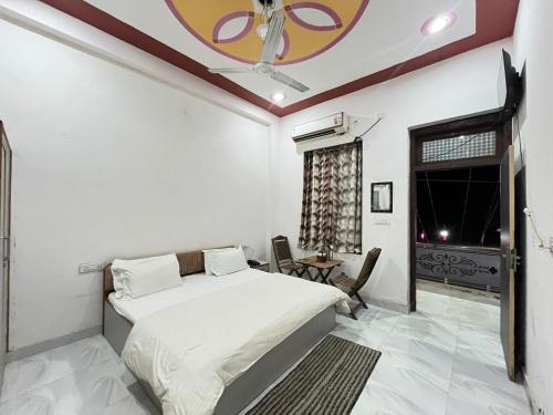 Ligree Hotel and Restaurant in Bassi
