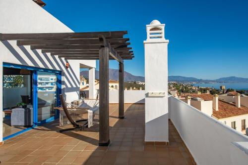 El Hacho - image 2
