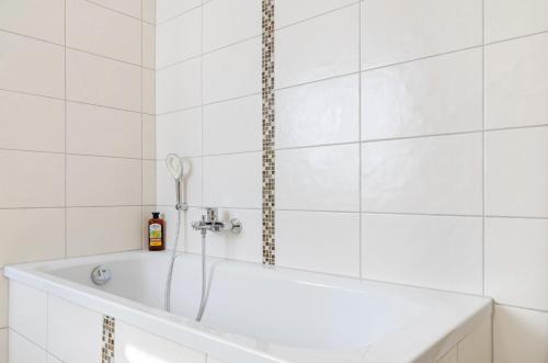Bathroom, Alte Gartnerei Fewo Veronika in Kleinbartloff