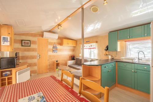 Viesnīcas āriene, Mobil Home 6p - Près de la mer (Mobil Home 6p - Pres de la mer) in Semussac