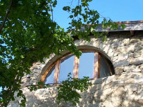 Gîte de Chapelèche Les Genêts 7 pl (Gite de Chapeleche Les Genets 7 pl) in Gluiras