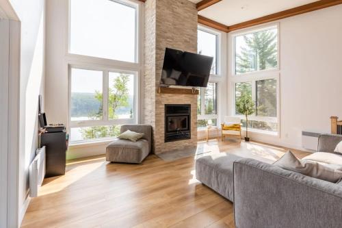 La Signature Guy - Private Spa on the Lake in Pohenegamook (QC)