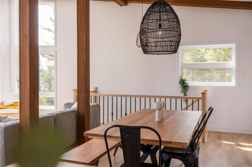 La Signature Guy - Private Spa on the Lake in Pohenegamook (QC)