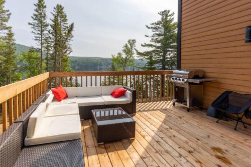 La Signature Guy - Private Spa on the Lake in Pohenegamook (QC)