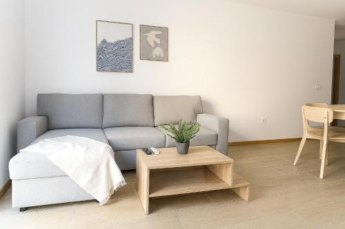 Cuatro Caminos Apartments by Charming