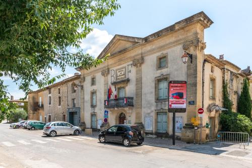 A szálláshely kívülről, L'Oustalet en Provence in Saint Hilaire D'Ozilhan