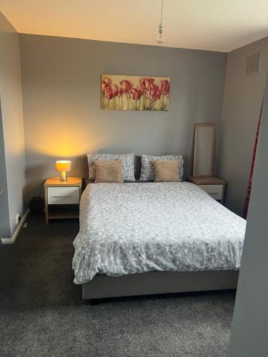 Cozy Private Double Room with Workspace & Garden View – khách sạn tại Kingsbrook