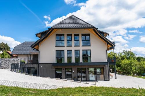 Steinackerhof Dachsberg, Wolpadingen