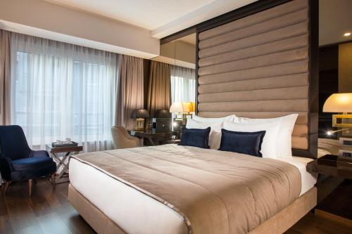 SAINT TEN Hotel - image 9