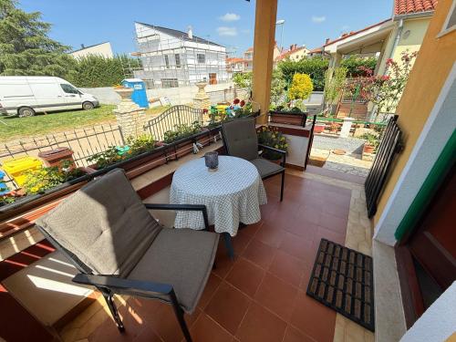 Apartmani Petunia 5