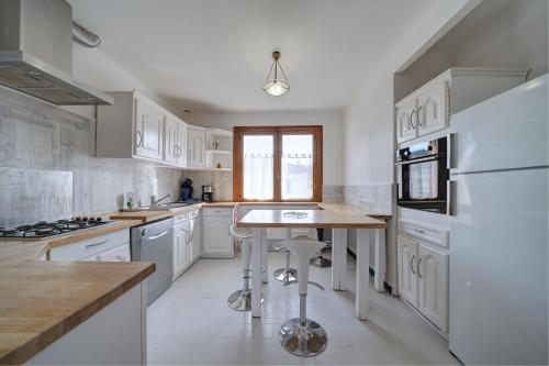 Konyha, La Maison du Village in Sauveterre-De-Comminges