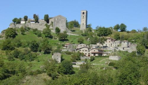Viesnīcas āriene, Grillo Rosso Taverna in Molazzana