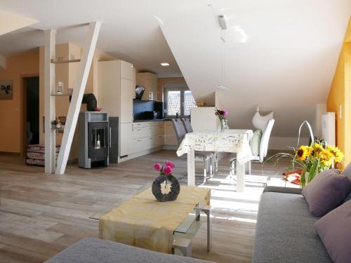 Ferienwohnung Kirschblüte in Mösbach, Deutschland