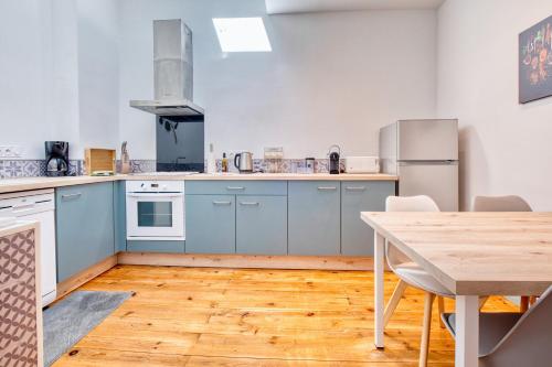 Konyha, Trois Clés Apartment 3 - 2 bed (Trois Cles Apartment 3 - 2 bed) in Eymet