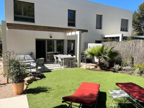 Villa Indigo avec jardins Méditerranéens