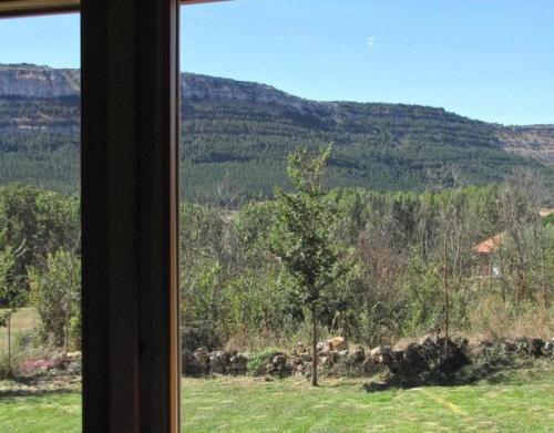 Pohled zvenku, Vivir en el Campo in Cidones