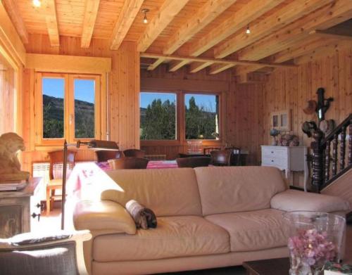 Pohled zvenku, Vivir en el Campo in Cidones
