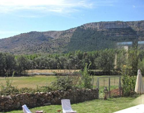 Pohled zvenku, Vivir en el Campo in Cidones