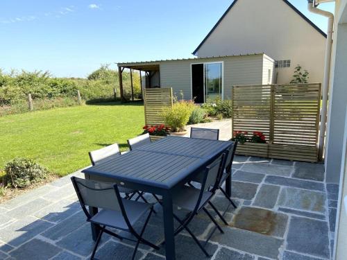Зовнішній вигляд готелю, Villa Des Havres in Lessay