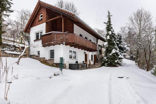 Vista exterior, Ferienwohnung Am Schleifenbach in Saalfeld/Saale