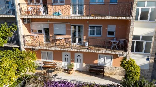 Apartments Cezar – khách sạn tại Stobrec