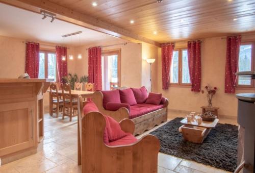 2 bedrooms, 3 beds