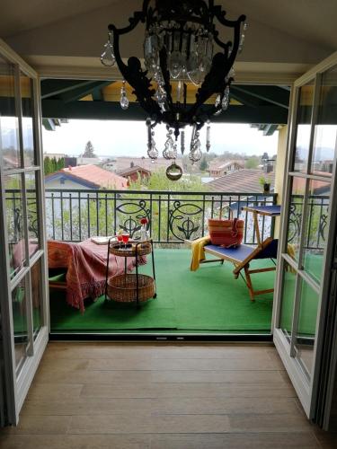 Ruhige Ferienwohnung in seenaher Künstlervilla in Gstadt (Ruhige Ferienwohnung in seenaher Kunstlervilla in Gstadt) in 格斯塔特