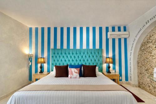 El Sueño Hotel & Spa Room Type - King Room