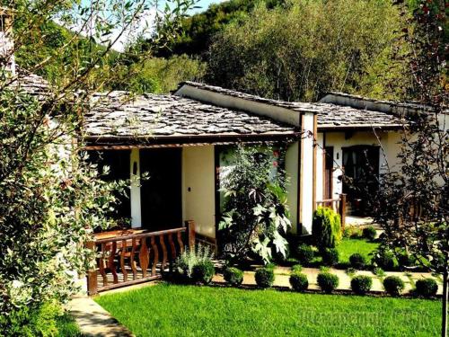 . Guest House Pekliuk