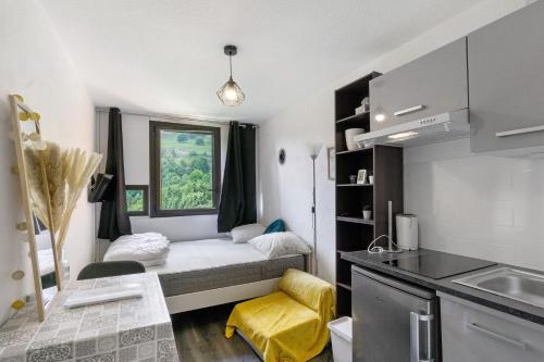 Apartment with Shower