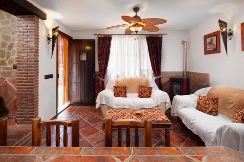 A szálláshely kívülről, Pasa Fina, luxury holiday retreat in Villanueva del Trabuco
