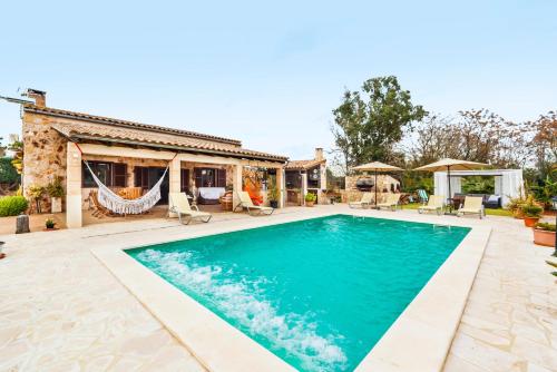 Finca Esplendor, Campos
