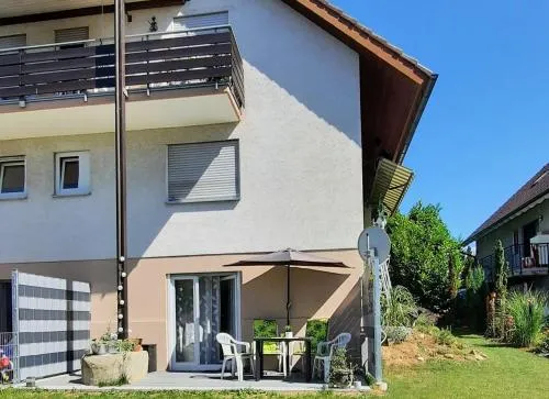 Ferienwohnung mit Garten in Ehrenkirchen, Deutschland