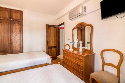 Regueiró Quarteira Beach Apartment - image 4