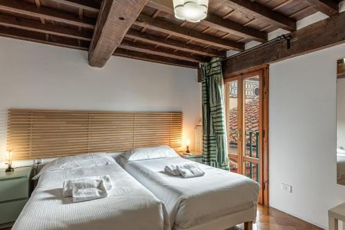 Calzaiuoli 10 - Boutique Apartment - image 14