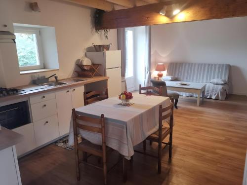 Gite Du Figuier gîte à louer Écoyeux