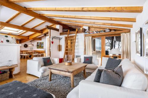 Viesnīcas āriene, Alpen Chalet Kitzbühel (Alpen Chalet Kitzbuhel) in Oberndorfa pie Kicbēlas