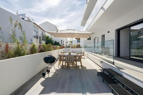 Spacious T2 With Luxury Terrace - image 4