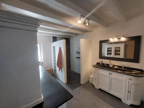 virtuve, Bienvenue à la maison (Bienvenue a la maison) in Levignacq