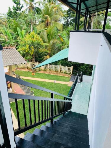 Thiwarna stayhome in Elpitiya