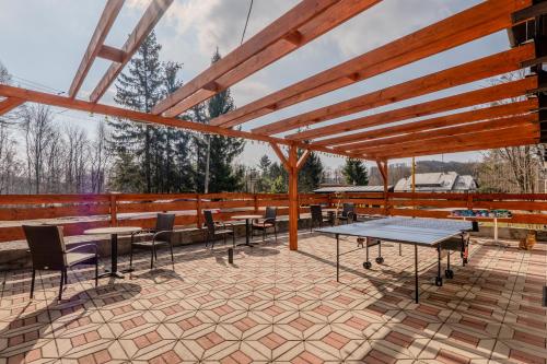 Penzion Tesák-ČERŇAVA (Penzion Tesak-CERNAVA) in Rusava