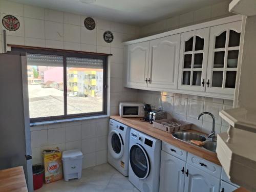 Lisbon south side apartments in บาไรโร