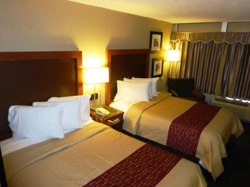 Econo Lodge Zanesville Downtown
