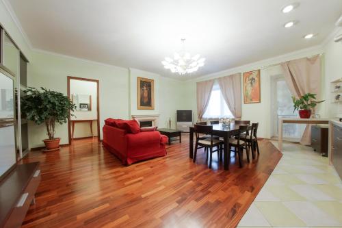 hth24 apartments on Marata 14 - main image