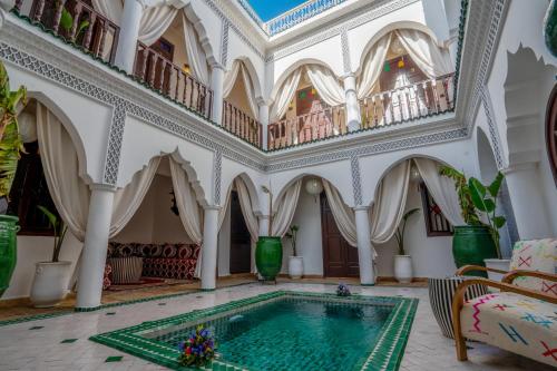 Riad Lalla Azalay - image 6