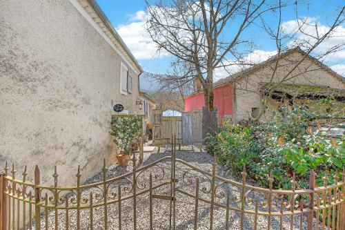 A szálláshely kívülről, Gîte Le Vieux Fournil (Gite Le Vieux Fournil) in Valbelle