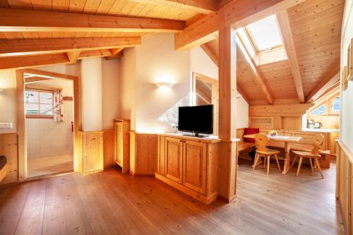 Hof am Schloss Apartement Lärche in Montechiaro